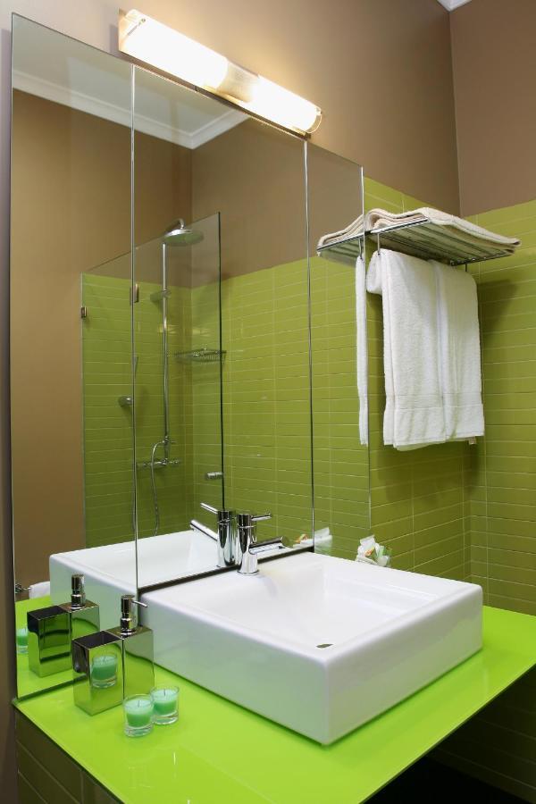 Quinta Da Pereira E Enricas Agro-Turismo Hotel Vila Flor Room photo
