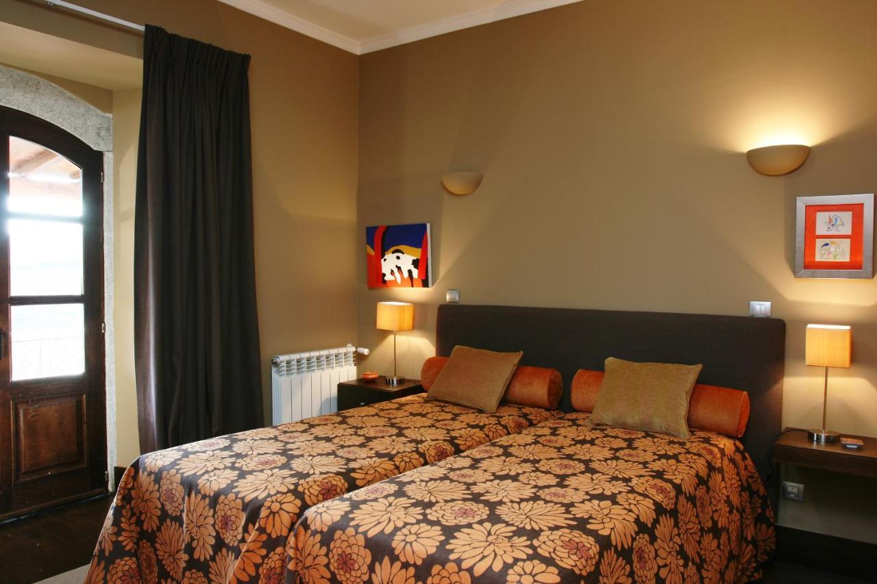 Quinta Da Pereira E Enricas Agro-Turismo Hotel Vila Flor Room photo
