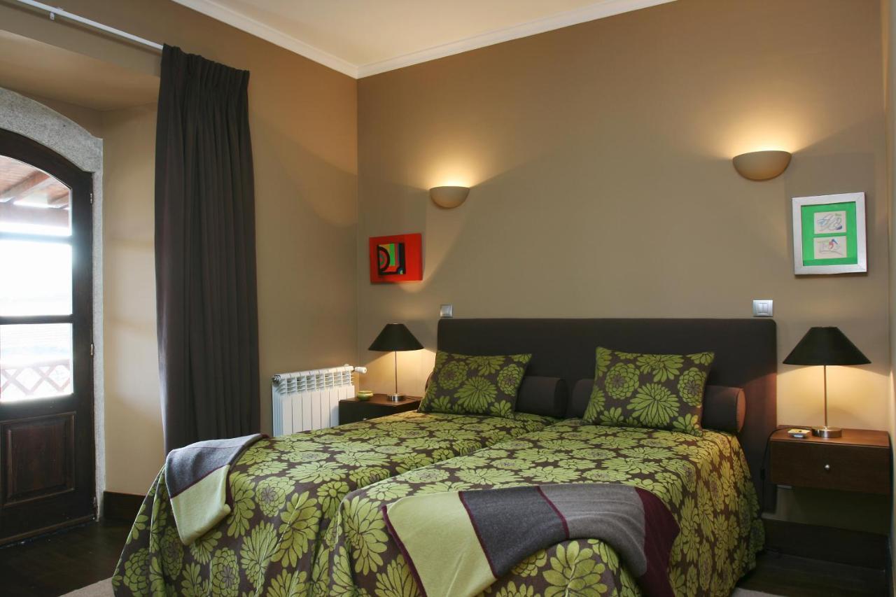 Quinta Da Pereira E Enricas Agro-Turismo Hotel Vila Flor Room photo